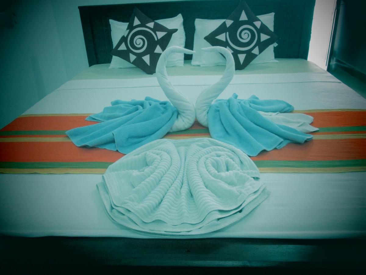 Hotel Kiyara Dambulla Extérieur photo