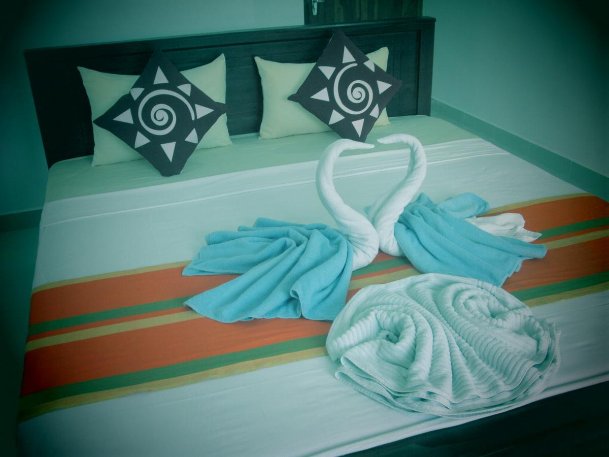 Hotel Kiyara Dambulla Extérieur photo