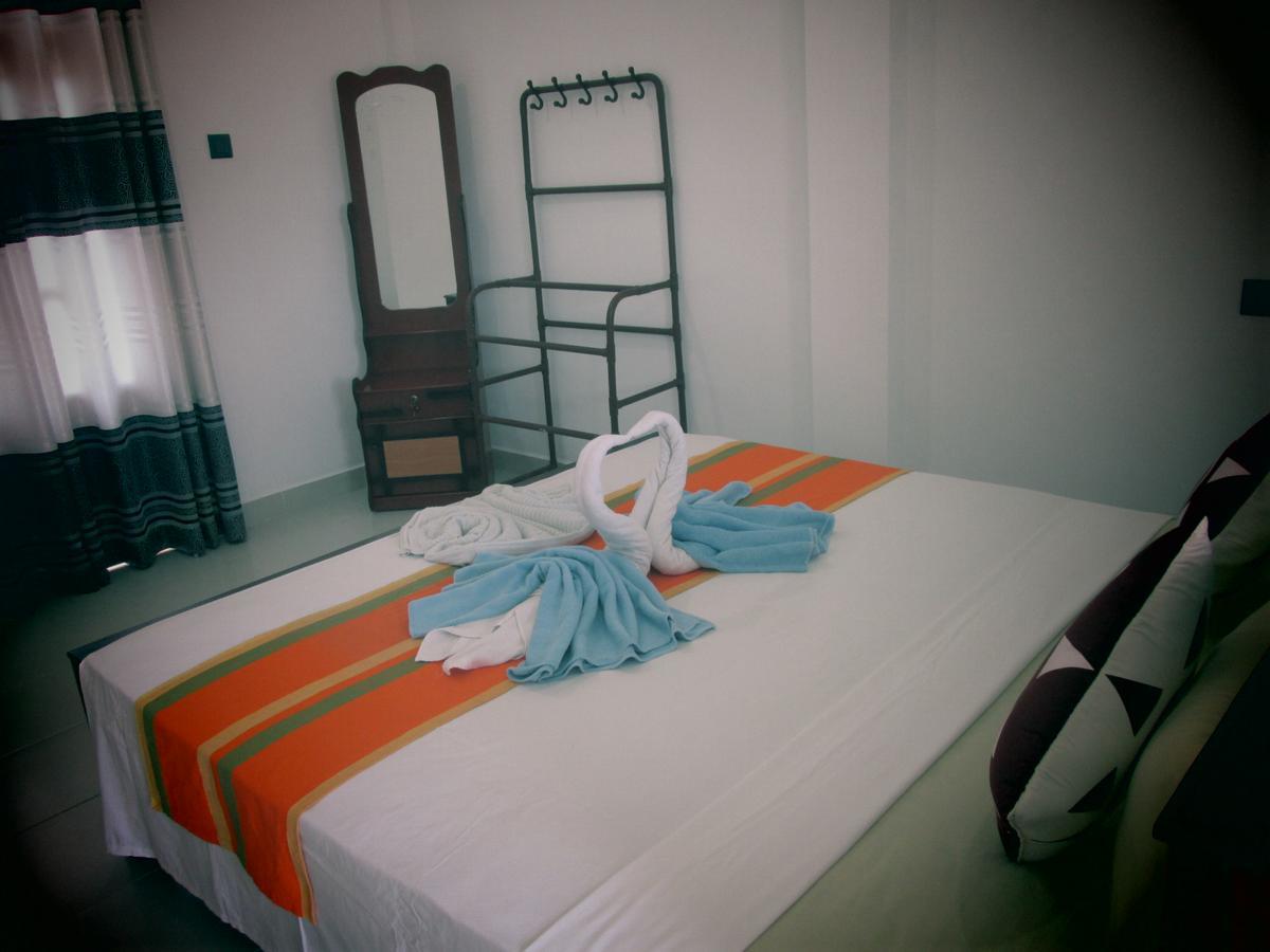 Hotel Kiyara Dambulla Extérieur photo
