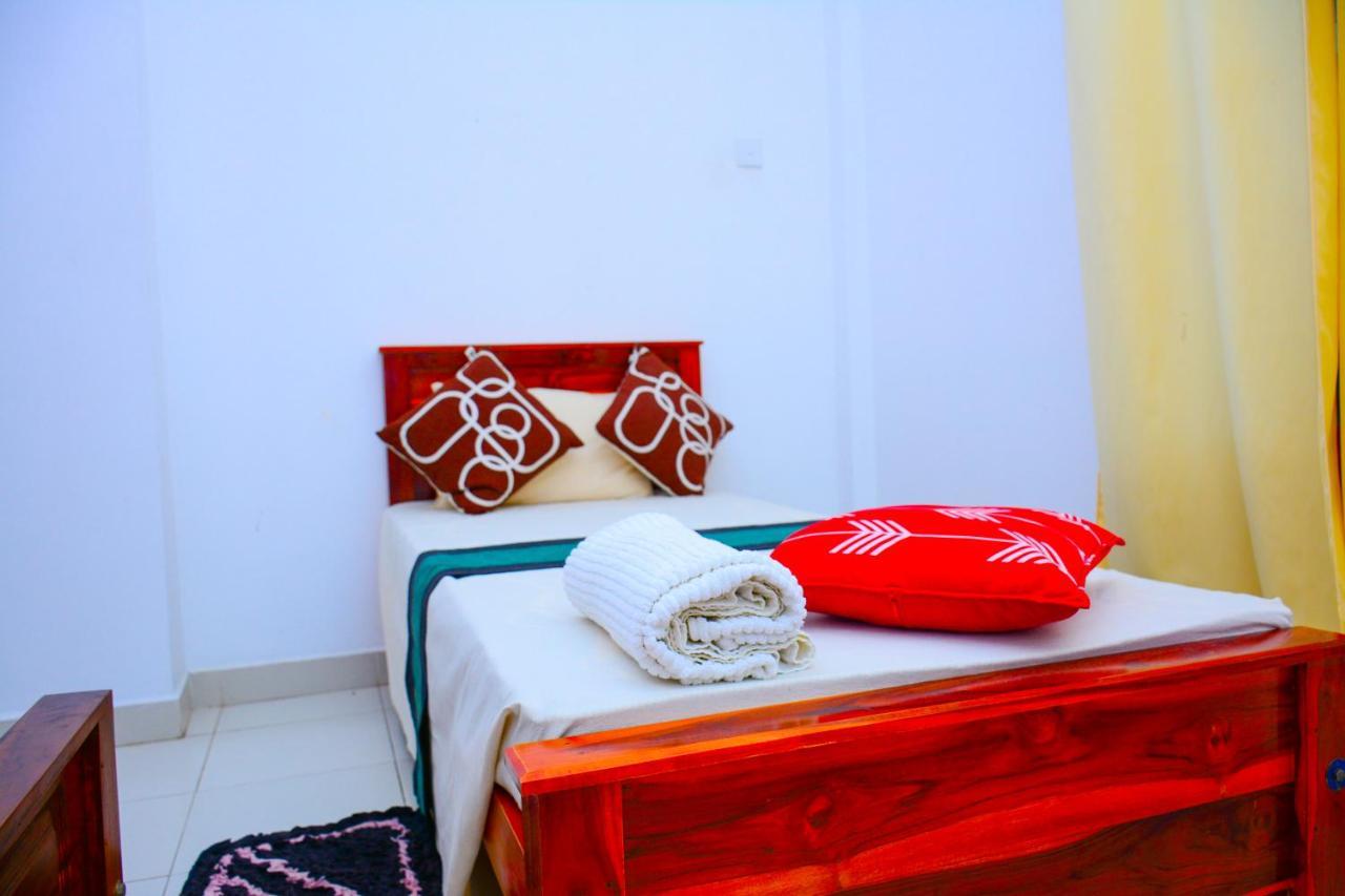 Hotel Kiyara Dambulla Extérieur photo